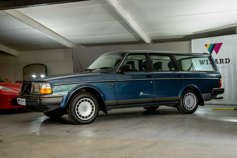 Volvo Estate 75